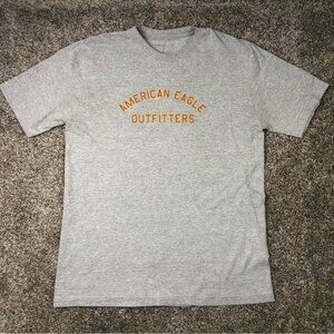 American Eagle Outfitters Men’s Simple Short Sleeve Shirt Size Medium